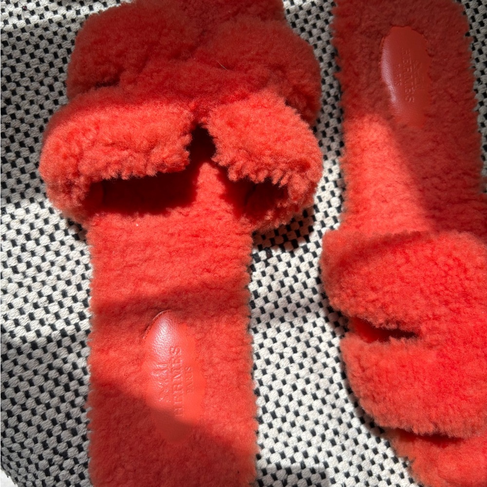 Hermes Vibrant Red Fuzzy Slippers